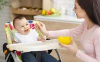 Jak wybrać krzesełko do karmienia odpowiednie dla siebie i dziecka?